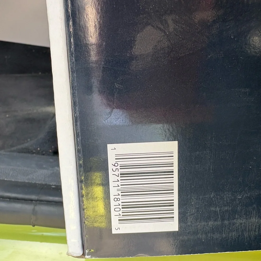 Complete shower set. Unopened. - Picture 2 of 4